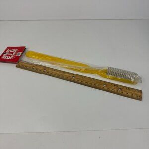 Vtg Sealed Really Big Jumbo Toothbrush Yellow Funny Gag Gift Alfred E‎ Knobler